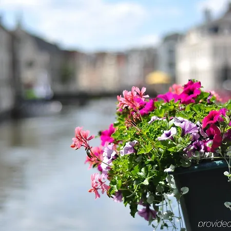 Pillows Grand Boutique Reylof 4*